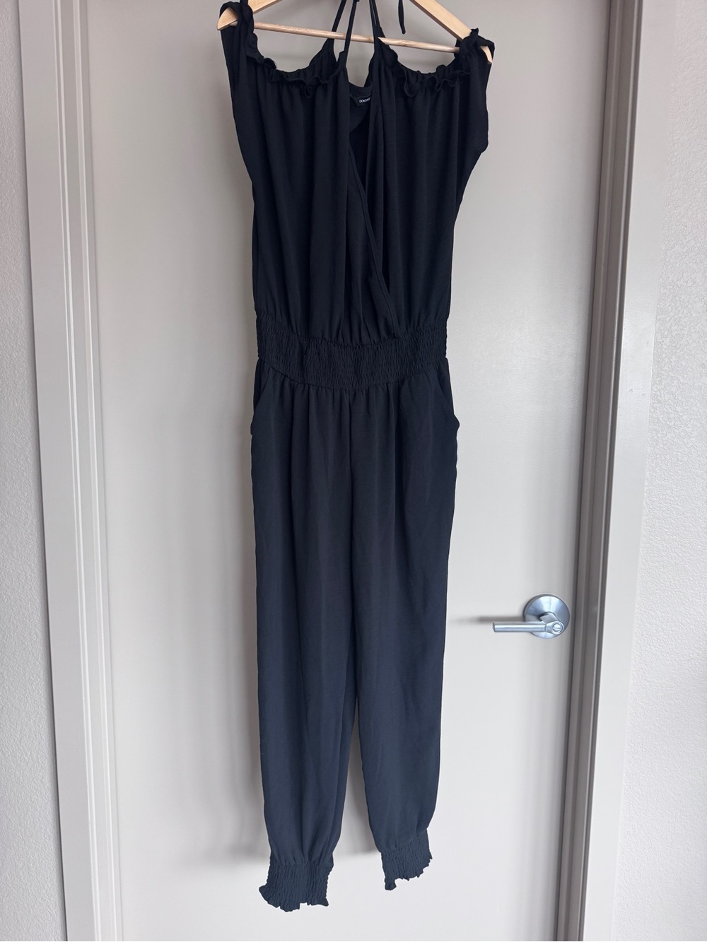Boohoo Black Off Shoulder Halter Jumpsuit Size L Smocked Waist Jogger